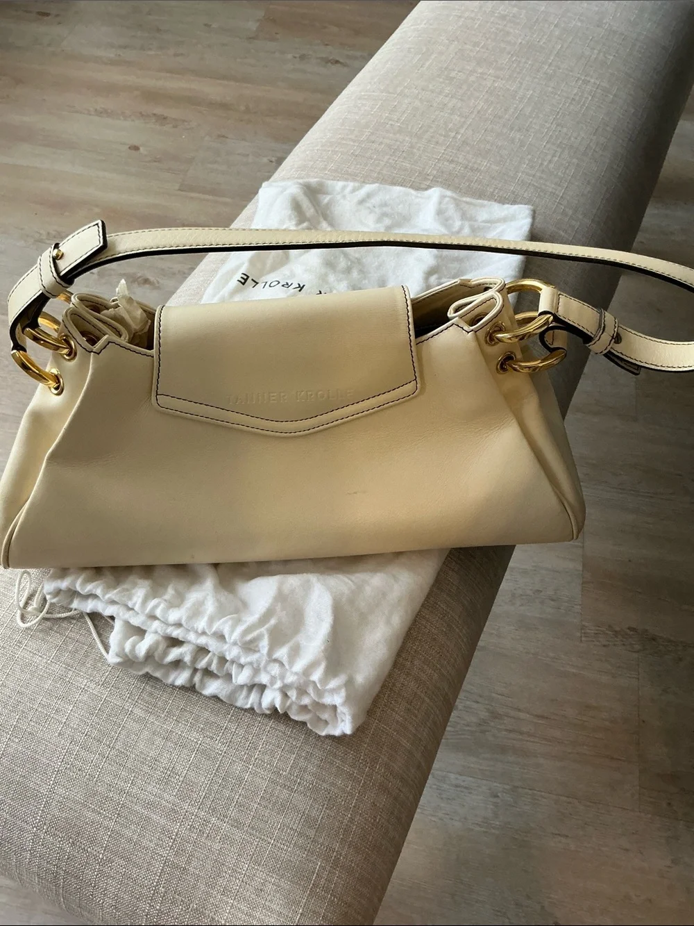 Elegant purse